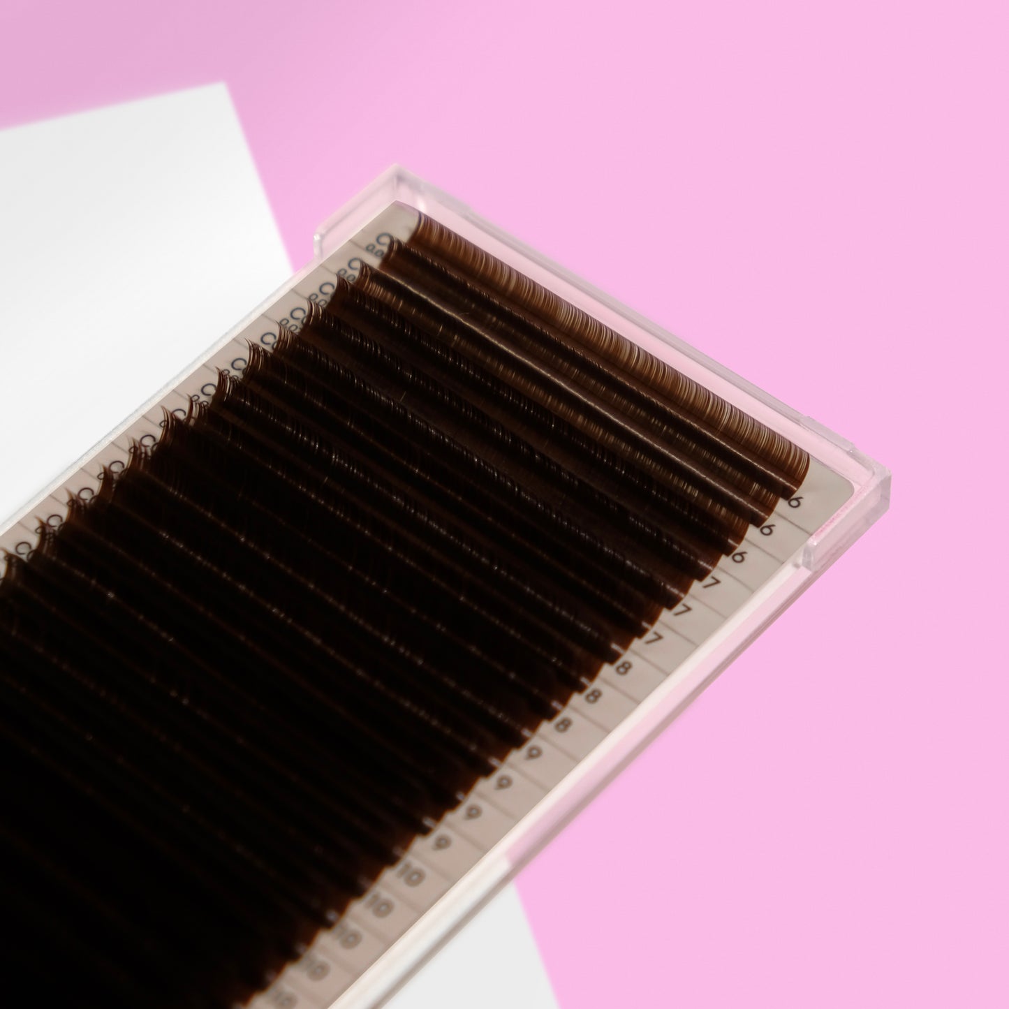More 28 Lines Brown False Eyelashes | 0.07 Single-Length Tray