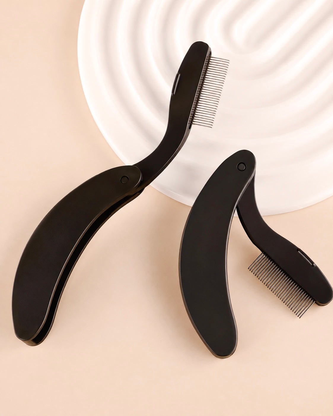 Compact Lash Styling Comb