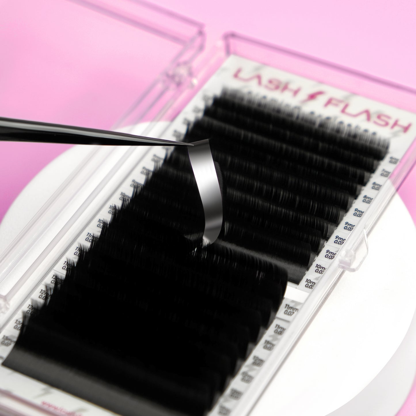 Black Collection False Eyelashes | 0.07 Single-Length Tray